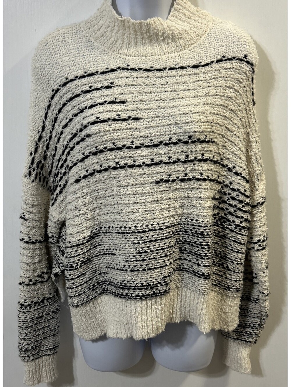 Knox Rose Sweater Womens M Ivory Black Stipped Cropped Chunky Knit Pullover